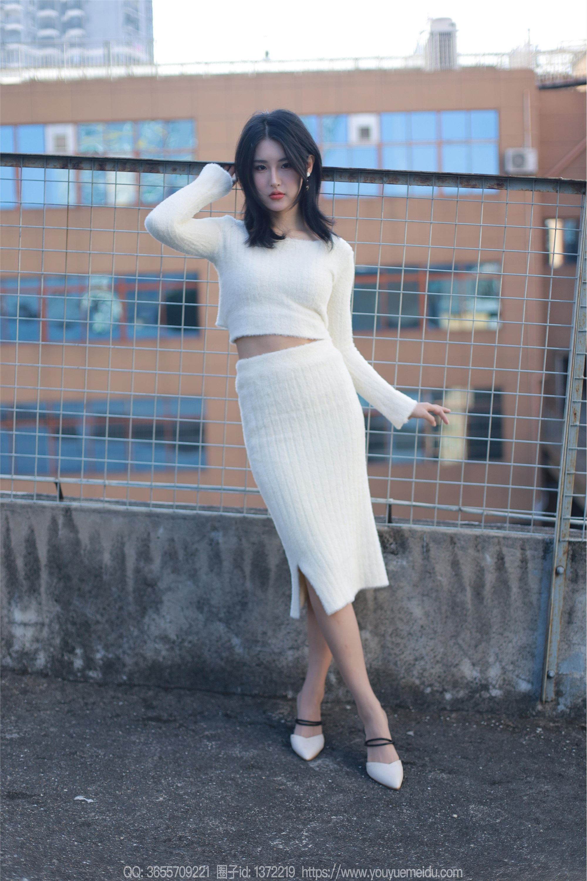 IESS异思趣向  2023.12.13 丝享家 1610 小宝《雪白的毛衣》